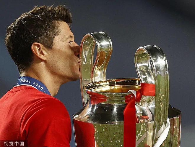 包含拜仁完胜塞内加尔,莫德里奇高光表现的词条 包含拜仁完胜塞内加尔,莫德里奇高光表现的词条