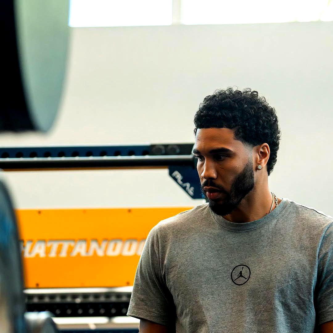 山东队绝杀凯尔特人，塔图姆刷新纪录